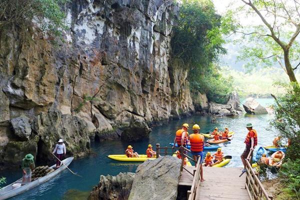 Phong Nha Midtown Hotel Cu Lac Esterno foto